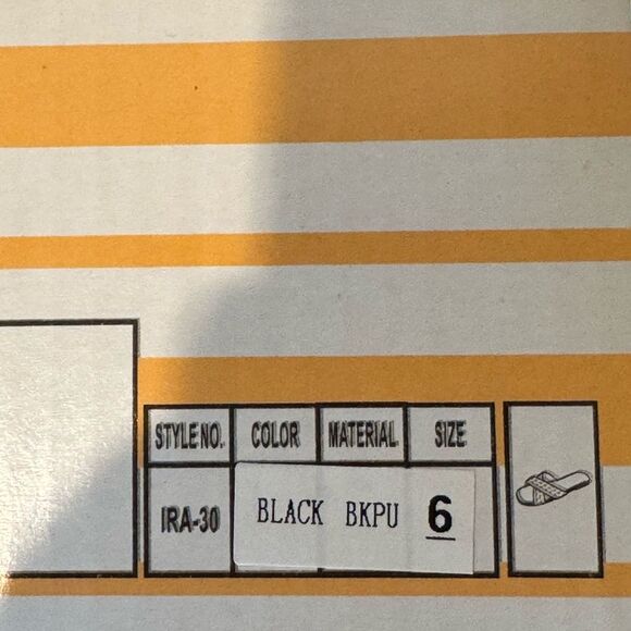 NIB Wild Diva Lounge IRA-30 Black Strappy Sandals.  Size 6 - Picture 4 of 6